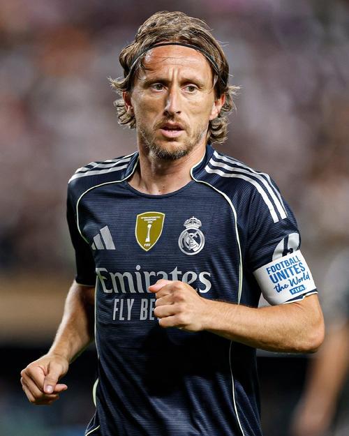 【早报】今晚对阵乌兹别克斯坦！U23小伙子们加油！