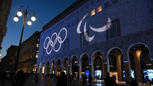 NBA：湖人加时不敌掘金 詹姆斯空砍准三双