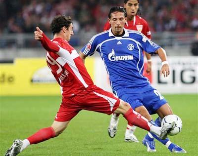 他正在從這 他正在從這